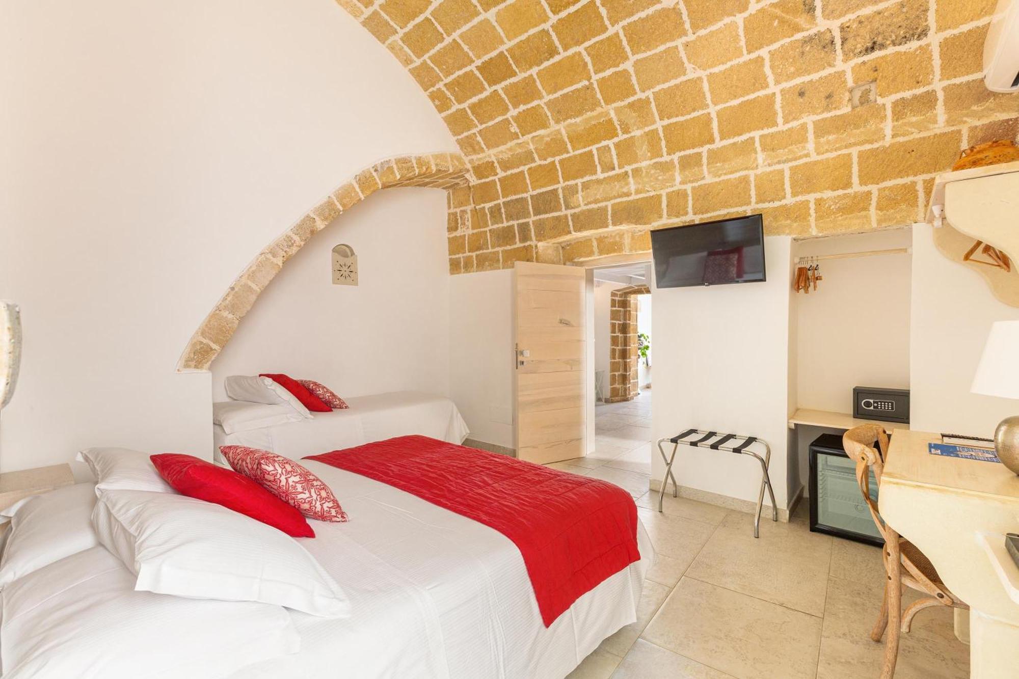 Clara Domus Bed and Breakfast Gallipoli Εξωτερικό φωτογραφία